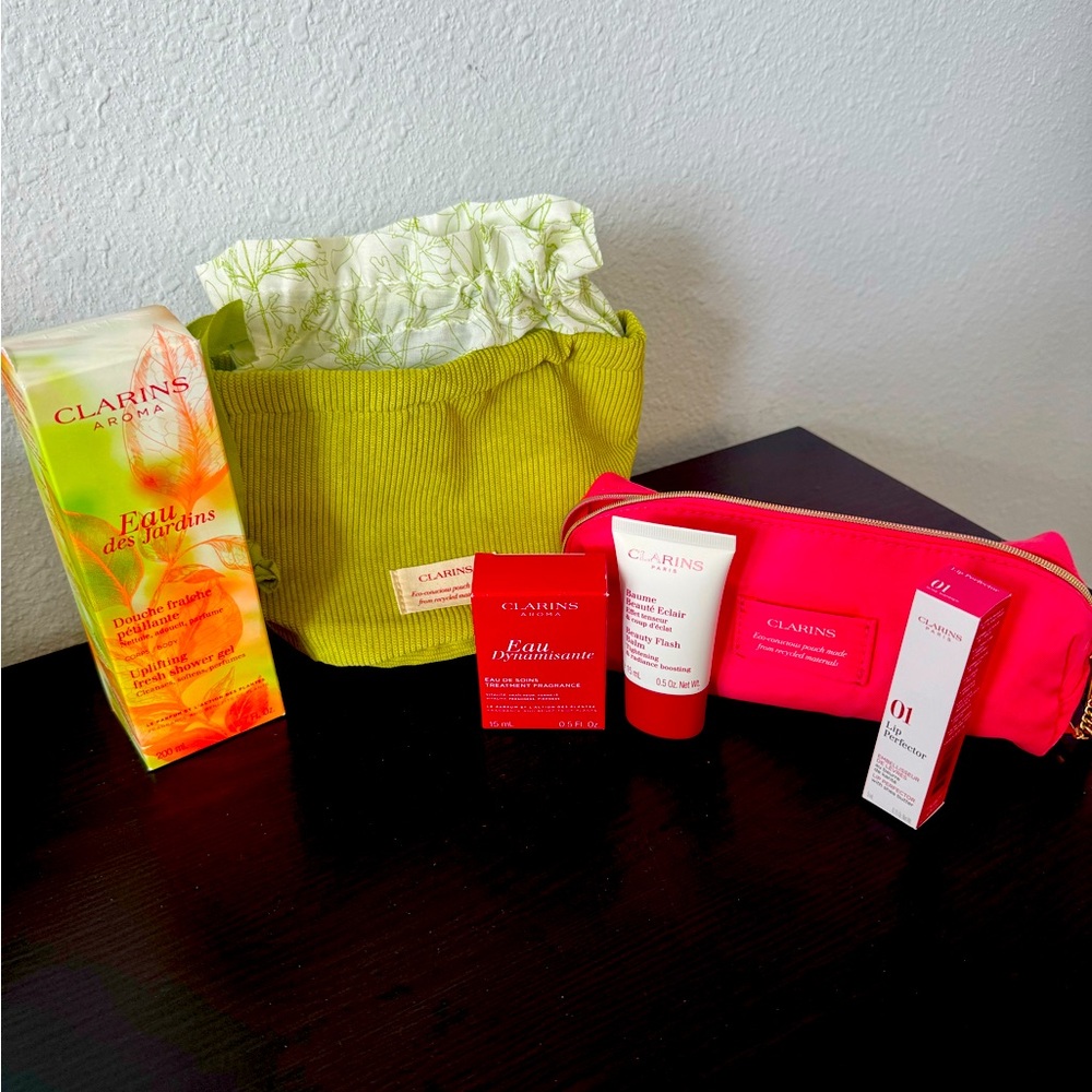 Clarins - gift bags/sets